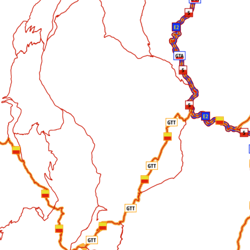 Hiking routes overlay screenshot.